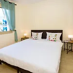 Villa Breeze