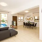 Villa Breeze Paralimni