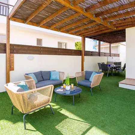 Villa Breeze *