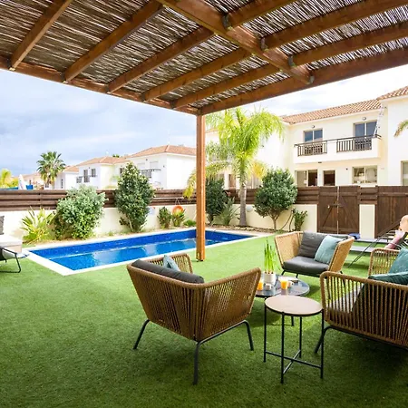 Breeze Villa *
