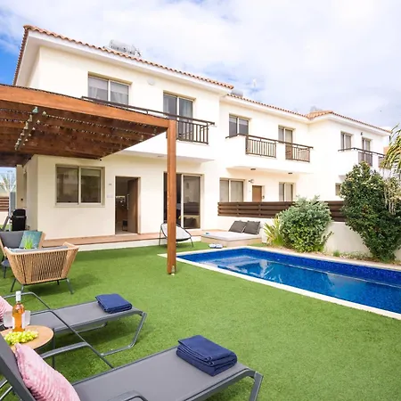 Villa Breeze